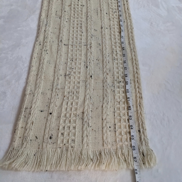 Weave Of The Irish Handcrafted in Ireland Wool Blend Cable Knit Ribbed Scarf - Picture 6 of 10